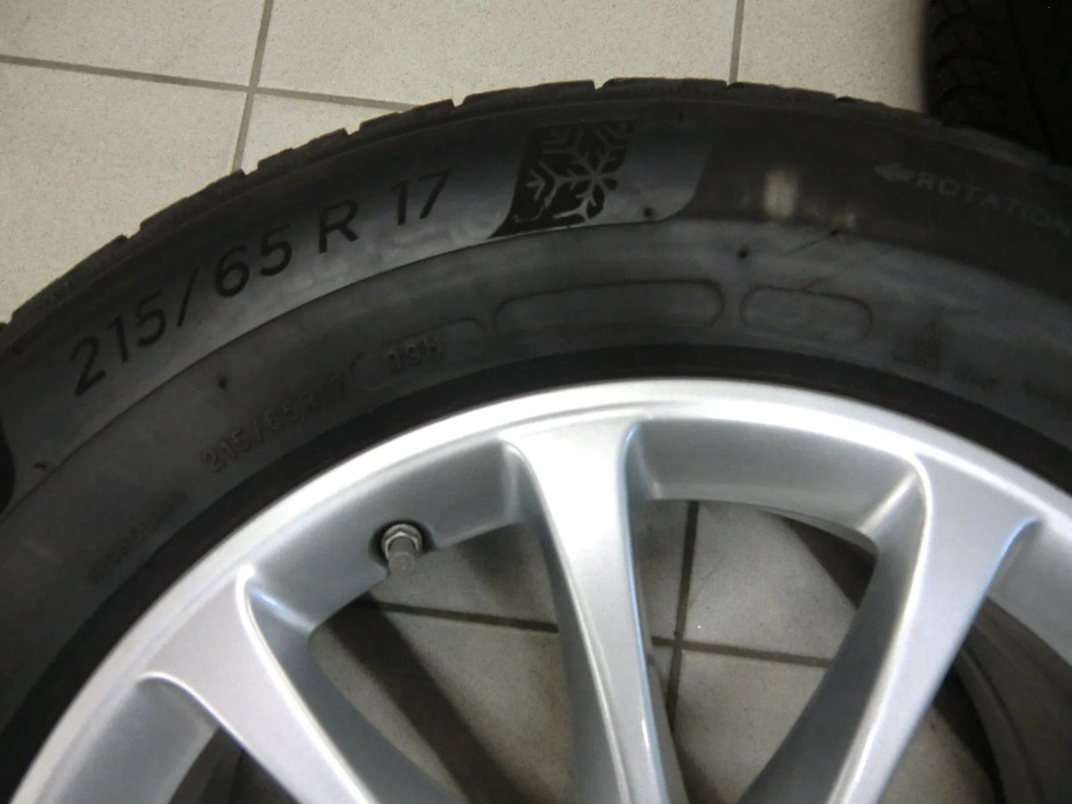 Originele Mercedes GLA H247 GLB X247 lichtmetalen velgen winterwielen winterbanden 6 mm Detailweergave 8