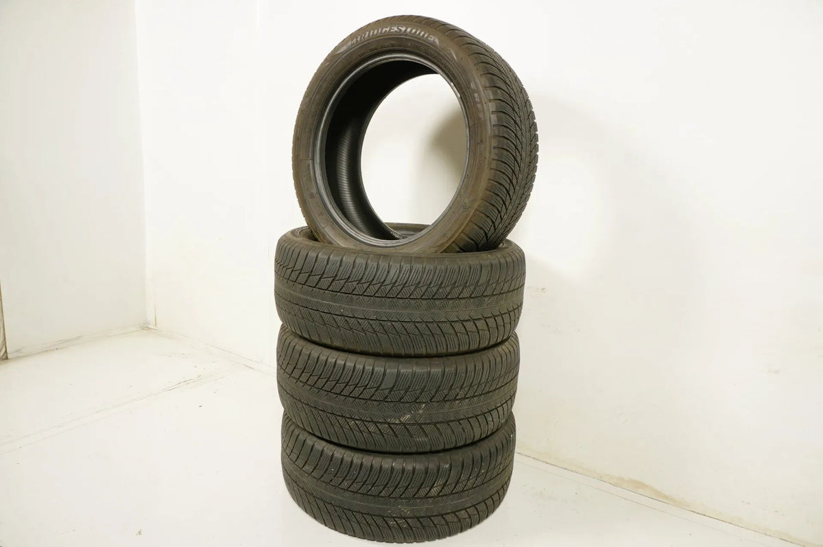 4 x Winterreifen Bridgestone 245 50 19 Zoll DOT18 Bmw* ca.4,5mm RFT Detailansicht 4