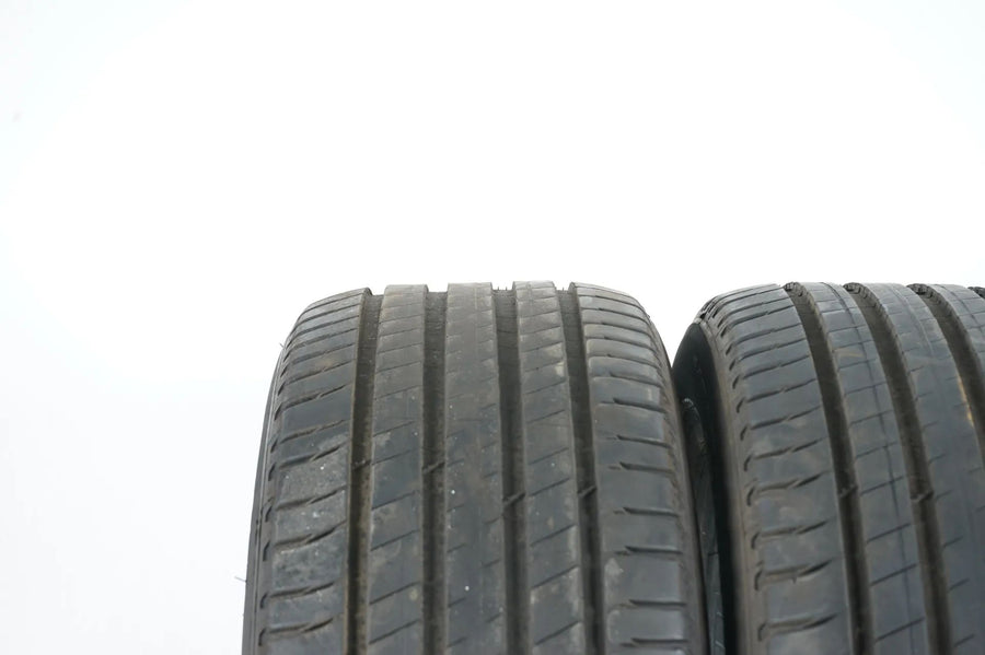 2 x summer tires Michelin 235 55 19 inch DOT22 approx. 6mm AO