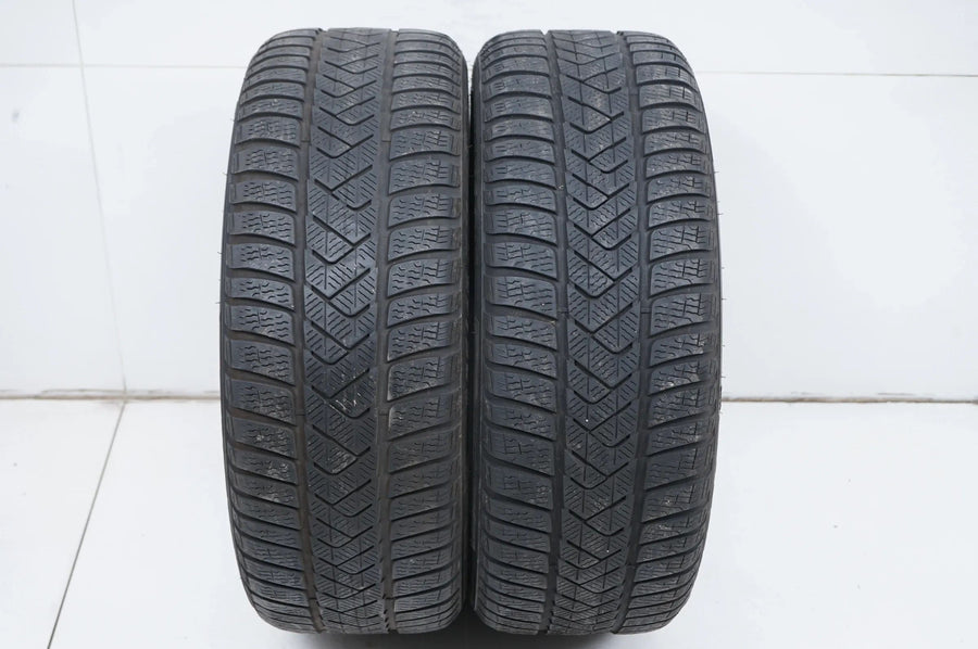 2 x Pirelli winter tires 225/45 R18 inch DOT21 approx. 4mm MO RFT