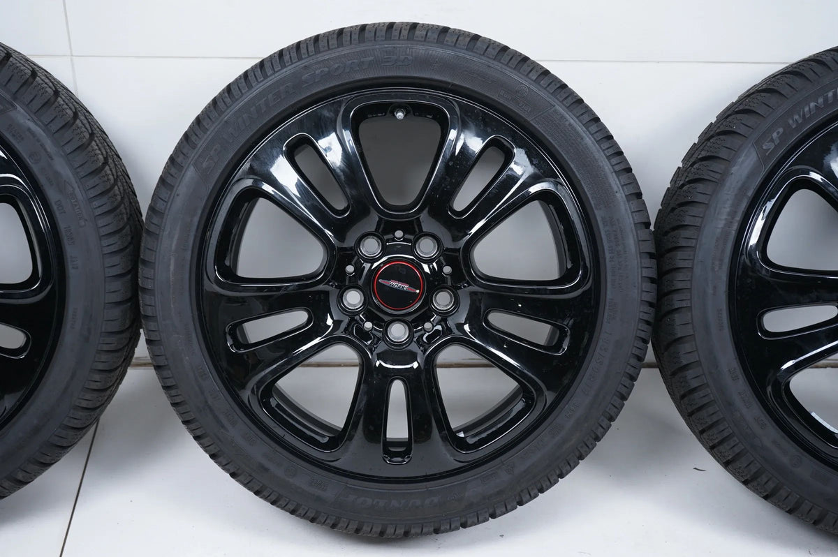 Like New MINI F55 F56 F57 Winter Tires Winter Wheels 185 50 17 inch Detailansicht 4
