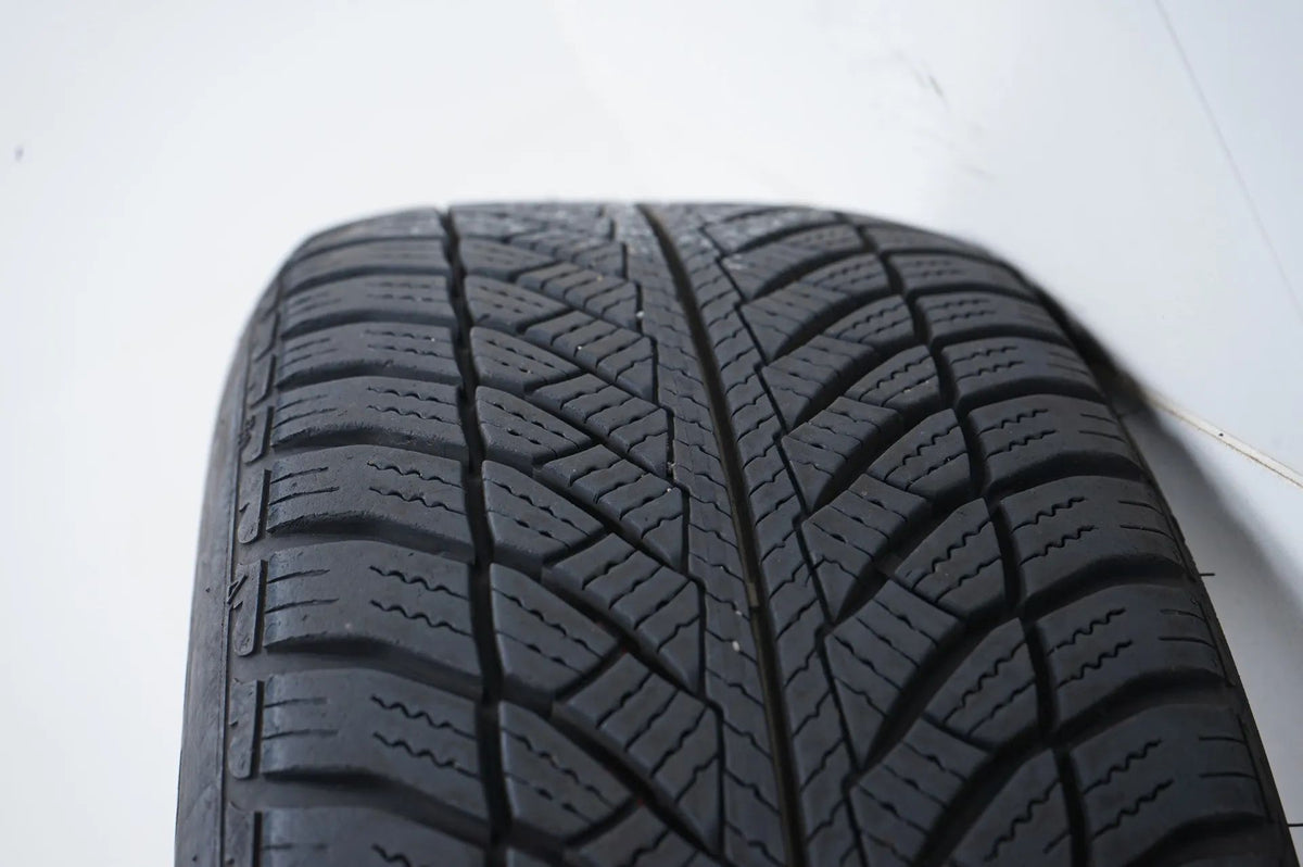 MINI MINI F55 F56 F57 Winter tires Winter wheels 195 55 16 inch Detail view 12