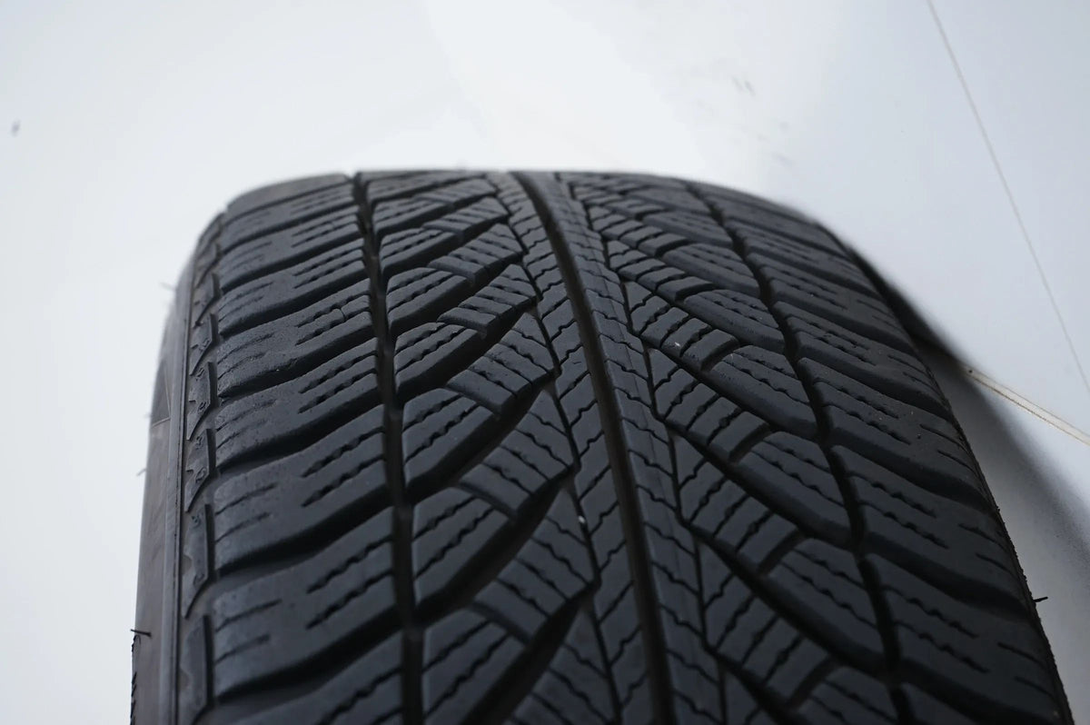 MINI MINI F55 F56 F57 Winter tires Winter wheels 195 55 16 inch Detailansicht 12