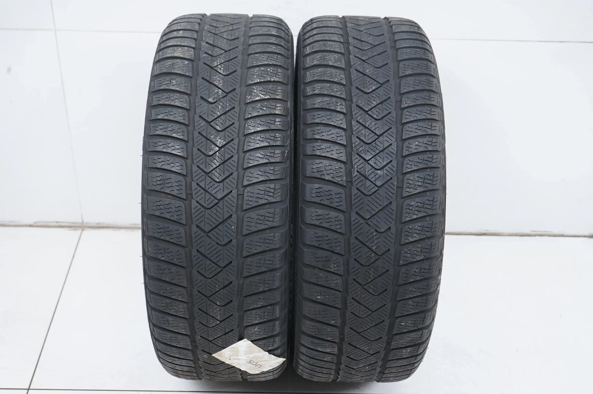 2 x Winterreifen Pirelli 225/45 R18 Zoll DOT21 ca.4mm MO RFT Detailansicht 2