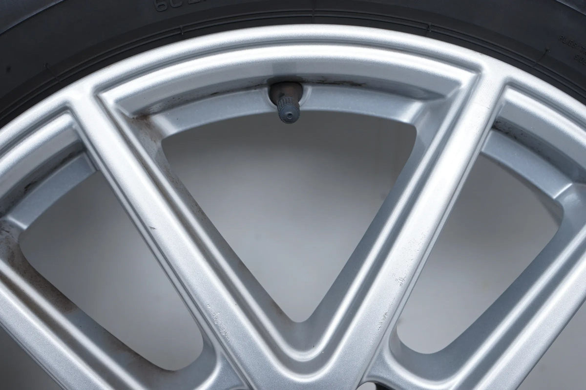 Zimní pneumatiky a zimní kola pro VW Tiguan Škoda Kodiaq Audi Q3 215 65 17 palců Detailní zobrazení 7